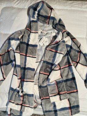 NWT NEVER WORN Plaid Cato brand coat